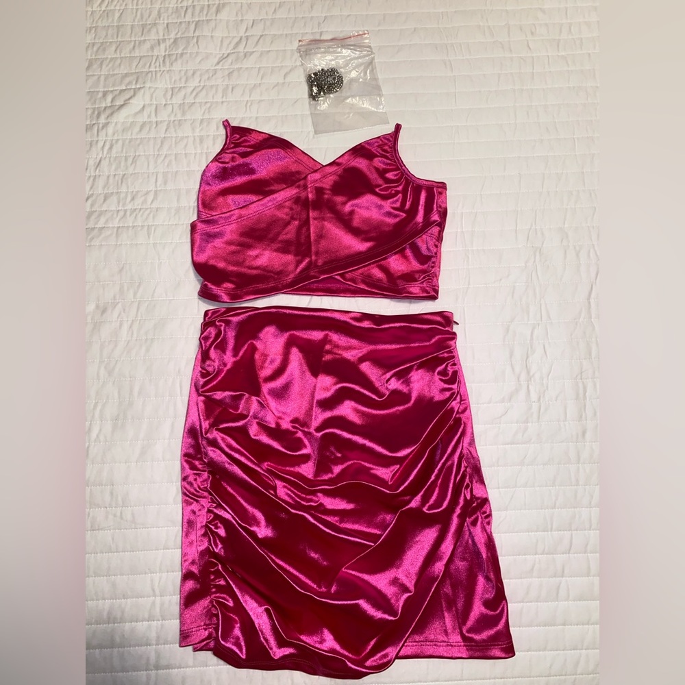 Two piece set